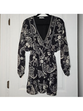 chinese dress ladies La Discotheque Long Sleeve Sequin Mini Dress Silver Selfie Leslie
